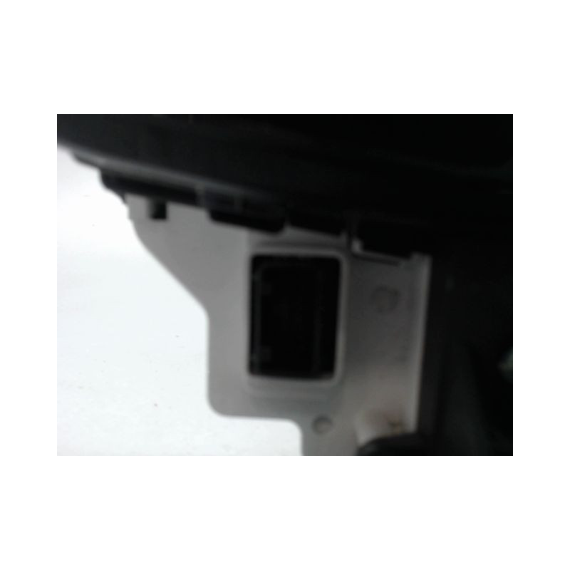 BLOC COMPTEURS TOYOTA YARIS 2005-
