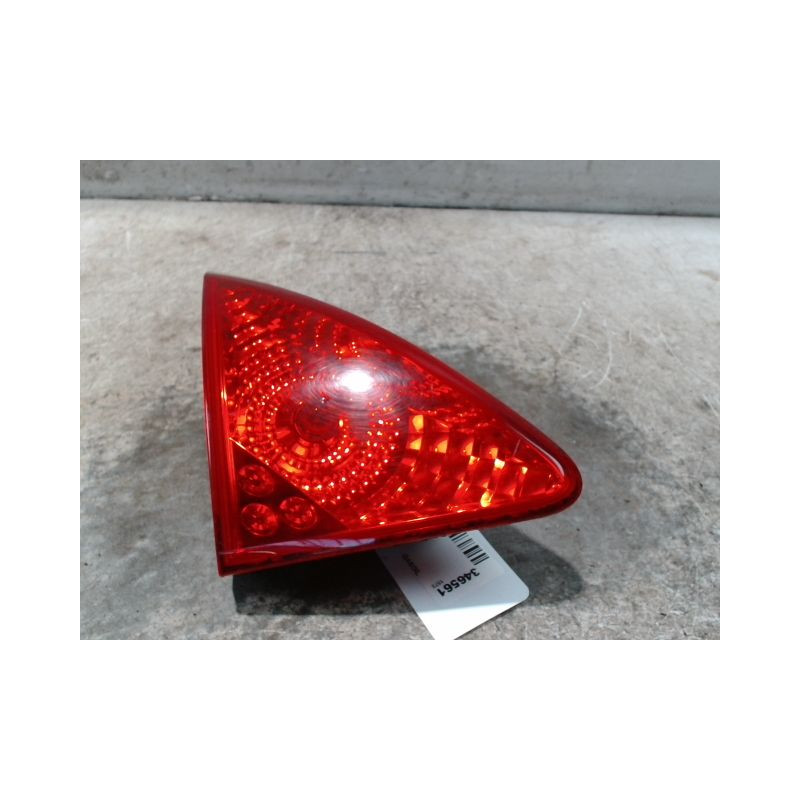 FEU ARRIERE INTERIEUR GAUCHE PEUGEOT 3008