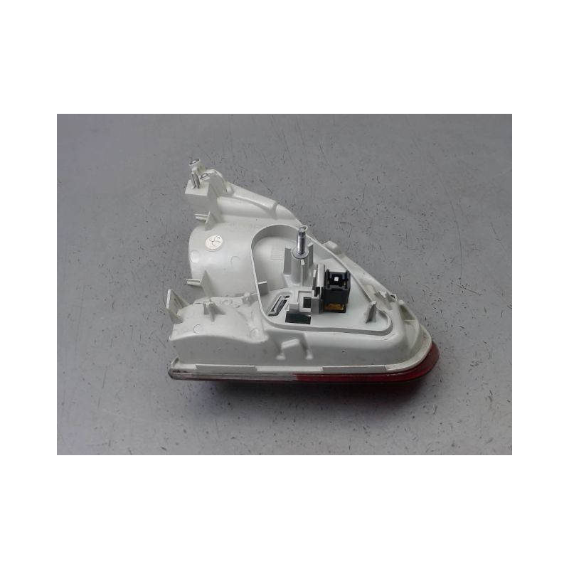 FEU ARRIERE INTERIEUR DROIT PEUGEOT 2008 Phase 1 2013-...