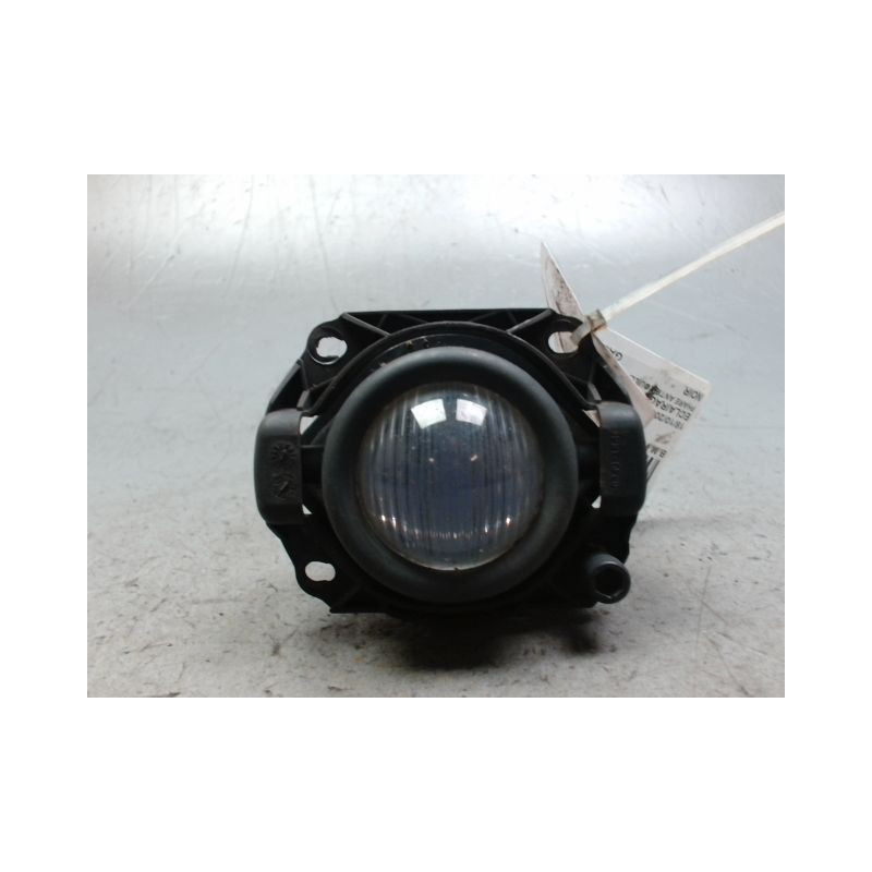 PHARE ANTIBROUILLARD AVANT GAUCHE B.M.W. X3