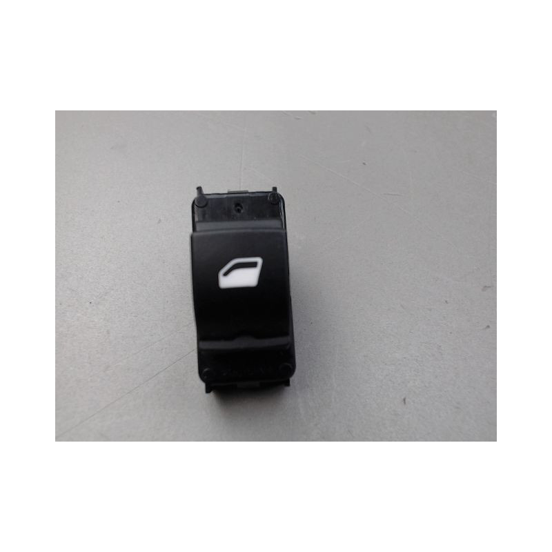 COMMANDE LEVE-GLACE PORTE ARD PEUGEOT 2008