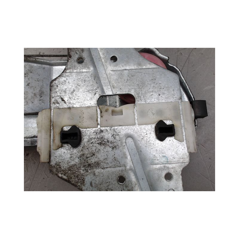 MECANISME LEVE-GLACE AVANT GAUCHE PEUGEOT 208
