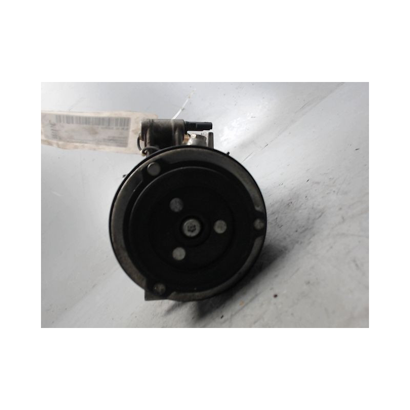COMPRESSEUR AIR CONDITIONNE B.M.W. SERIE 1