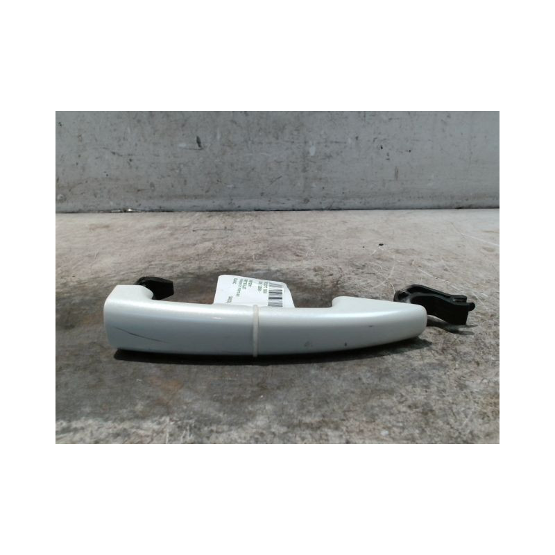 POIGNEE EXTERIEURE PORTE AVANT DROIT PEUGEOT 3008