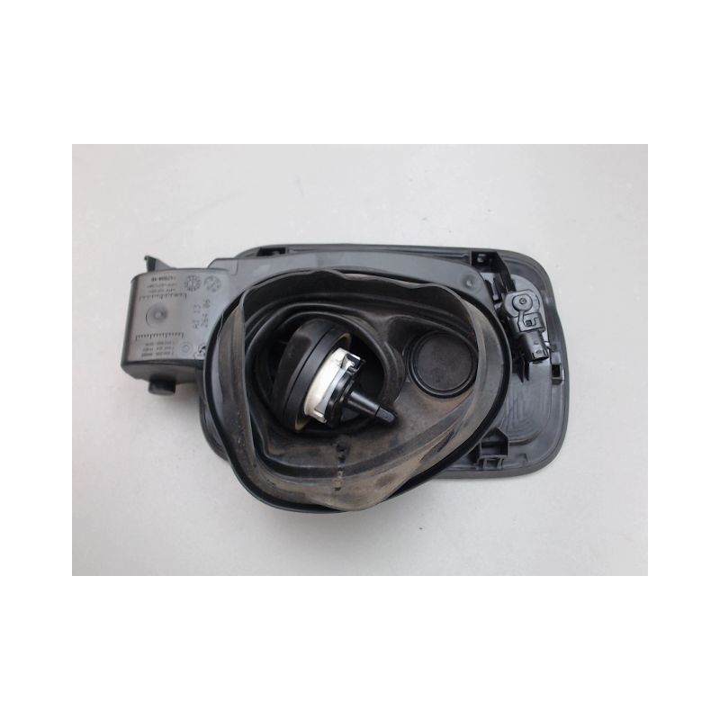 VOLET DE TRAPPE CARBURANT B.M.W. SERIE 2