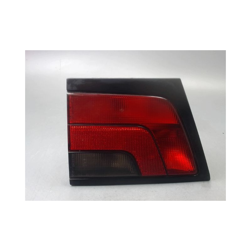 FEU ARRIERE INTERIEUR GAUCHE PEUGEOT 806 MONOSP. 1994-2001