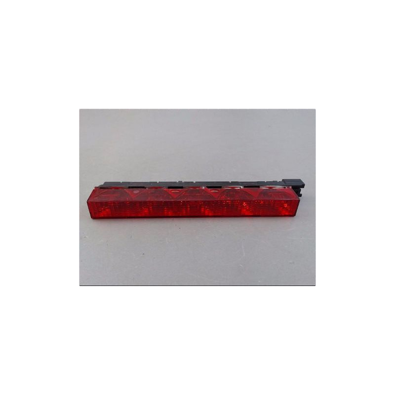 FEUX STOP SUPPLEMENTAIRE FORD FOCUS BREAK 2005-