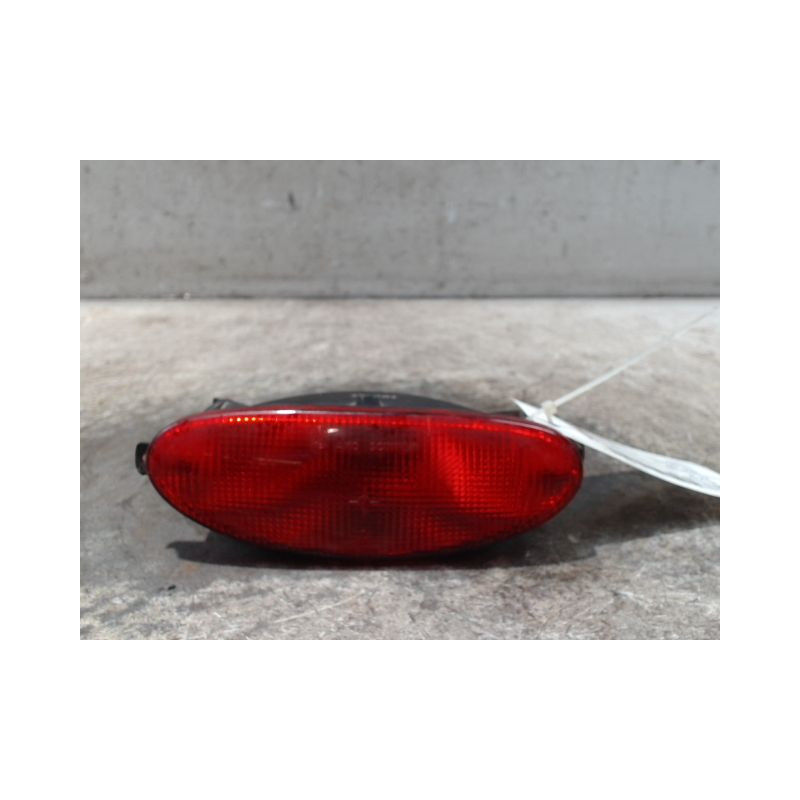 FEU BROUILLARD CENTRAL ARRIERE PEUGEOT 206 3P