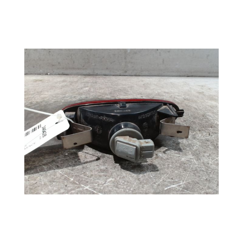 FEU BROUILLARD CENTRAL ARRIERE PEUGEOT 206 3P