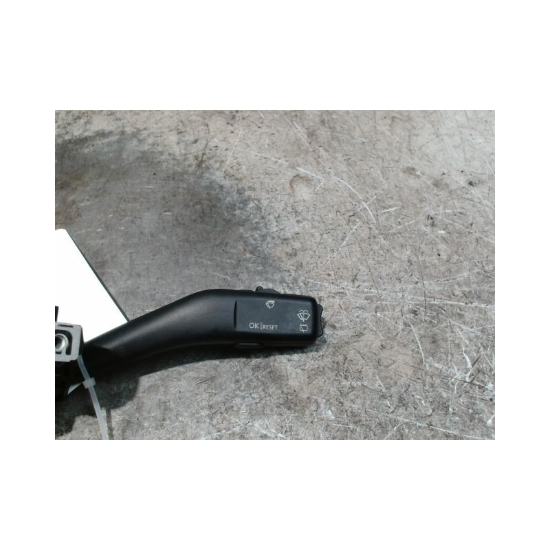 COMMANDE ESSUIE GLACE VOLKSWAGEN GOLF V PLUS 2005-