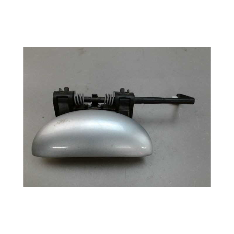 POIGNEE EXTERIEURE PORTE AVANT GAUCHE PEUGEOT 206