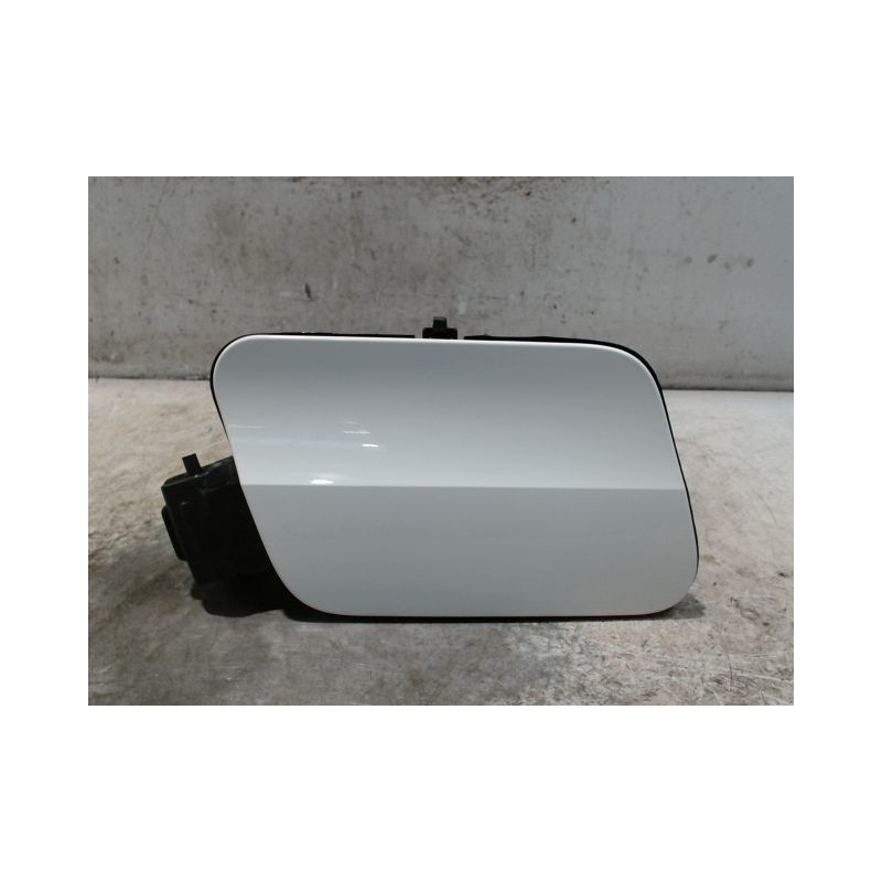VOLET DE TRAPPE CARBURANT PEUGEOT 3008 2009-