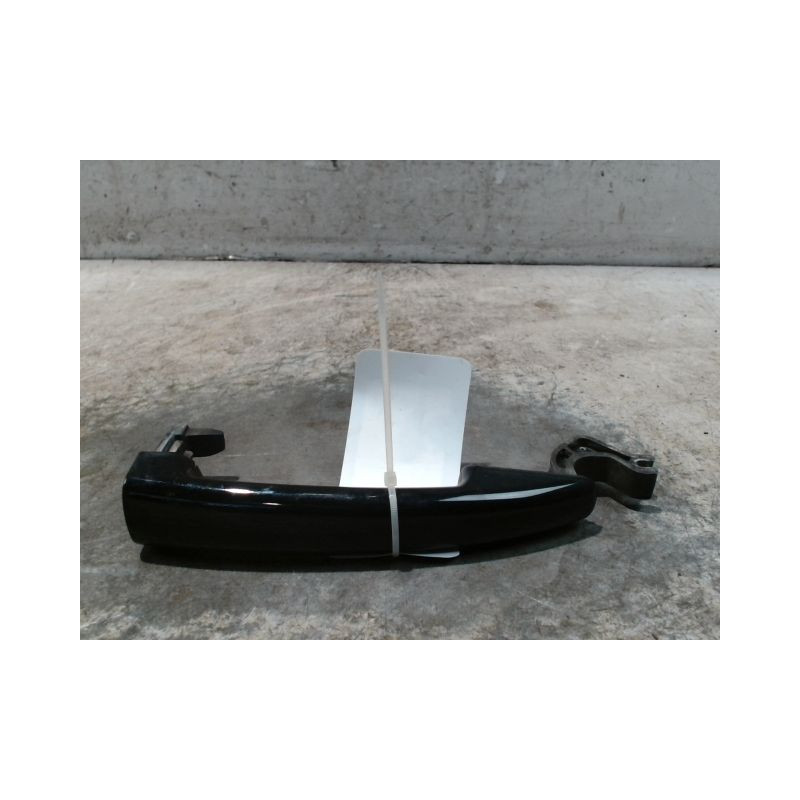 POIGNEE EXTERIEURE PORTE AVANT GAUCHE PEUGEOT 308 SW 2008-