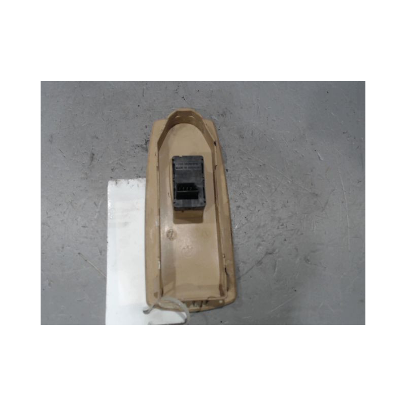 COMMANDE LEVE-GLACE PORTE AVD B.M.W. X3