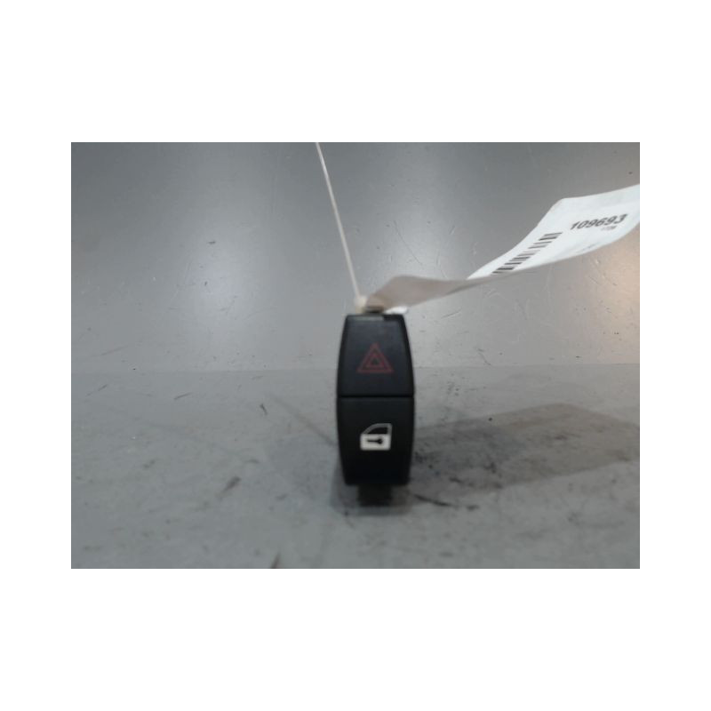 BOUTON DE WARNING B.M.W. X3