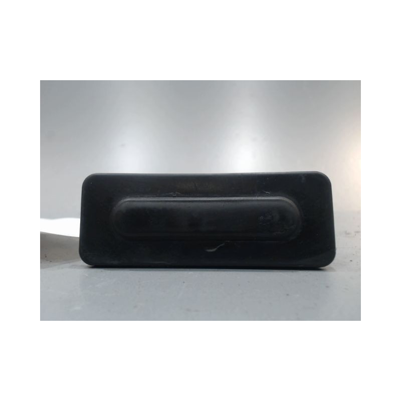 POIGNEE EXTERIEURE HAYON PEUGEOT 208