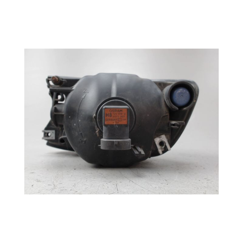 PHARE ANTIBROUILLARD AVANT DROIT B.M.W. SERIE 3