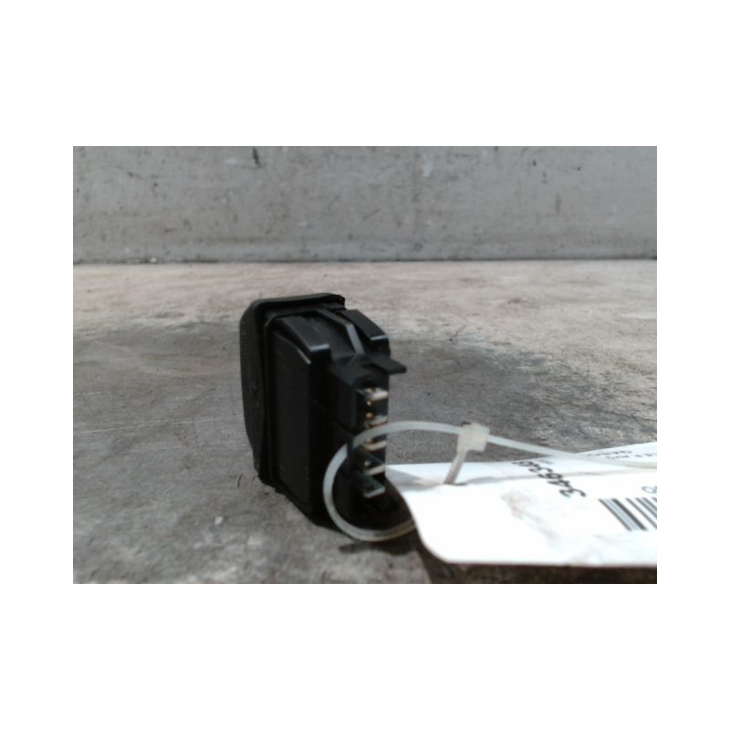 COMMANDE LEVE-GLACE PORTE AVG CITROEN XSARA  PICASSO