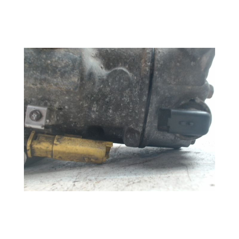 COMPRESSEUR AIR CONDITIONNE PEUGEOT 207 2009-