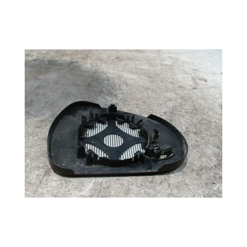 GLACE RETROVISEUR EXT G PEUGEOT 207 3P