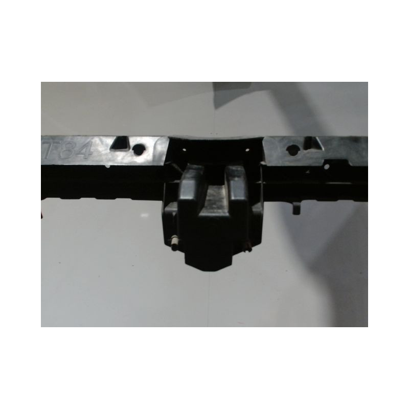 TRAVERSE SUPERIEURE ARMATURE AVANT PEUGEOT 3008