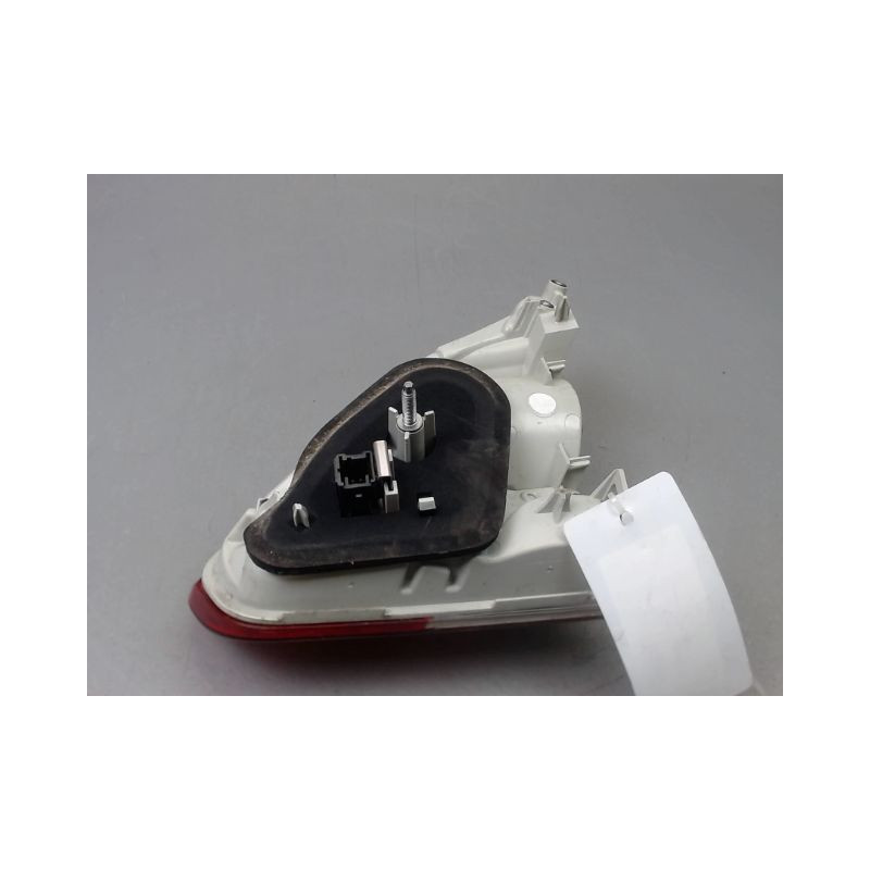 FEU ARRIERE INTERIEUR GAUCHE PEUGEOT 2008 Phase 1 2013-...