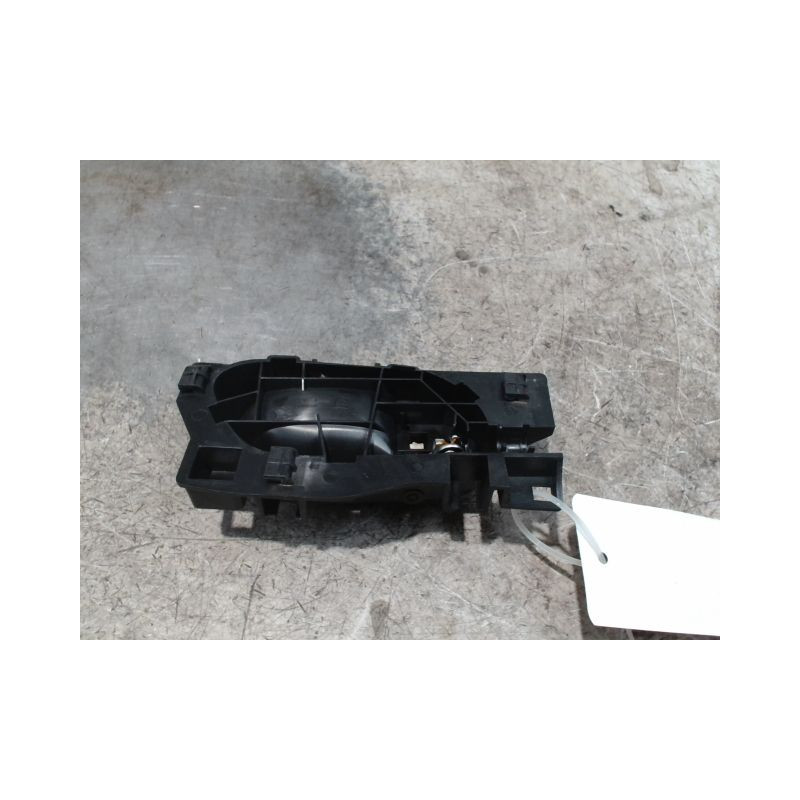 POIGNEE INTERIEURE PORTE AVANT GAUCHE PEUGEOT 208