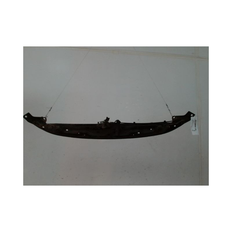 TRAVERSE SUPERIEURE ARMATURE AVANT PEUGEOT 206
