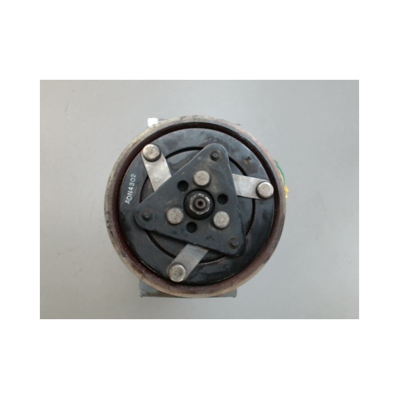 COMPRESSEUR AIR CONDITIONNE PEUGEOT 407