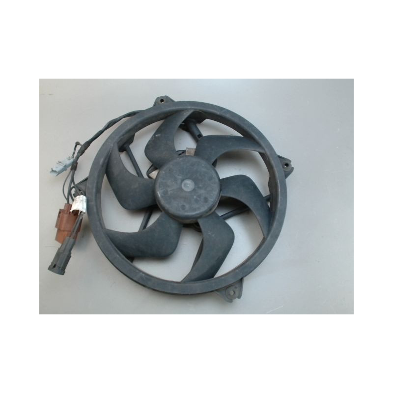 MOTEUR VENTILATEUR RADIATEUR PEUGEOT 407