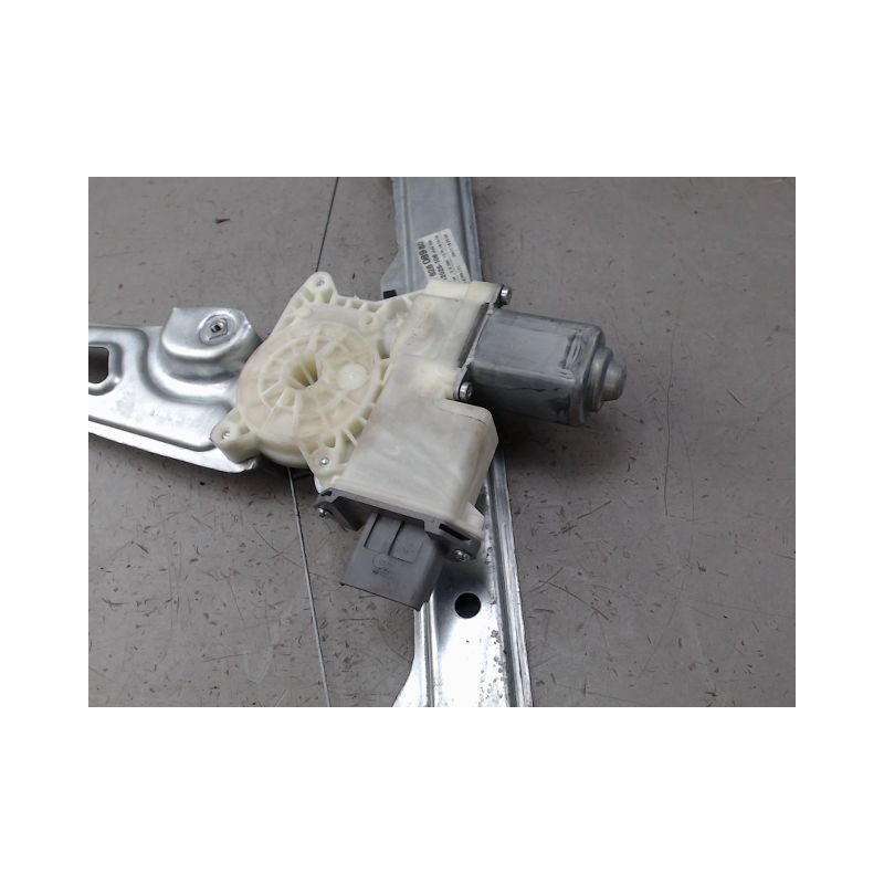 MECANISME LEVE-GLACE AVANT GAUCHE PEUGEOT 5008