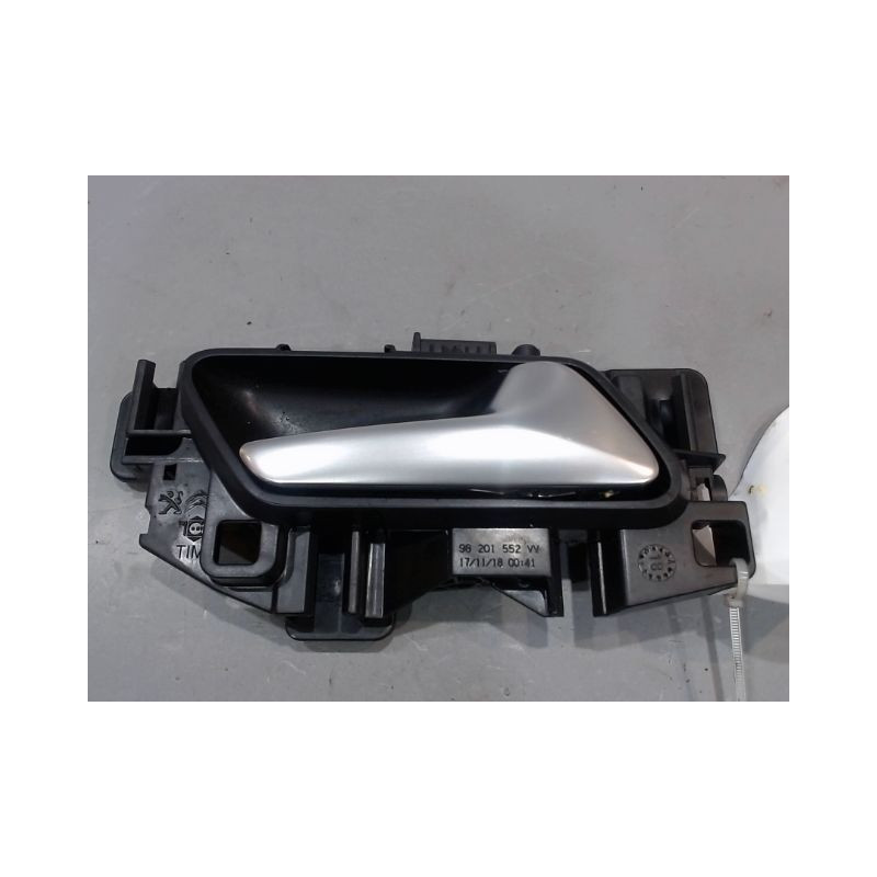 POIGNEE INTERIEURE PORTE AVANT DROIT PEUGEOT 508