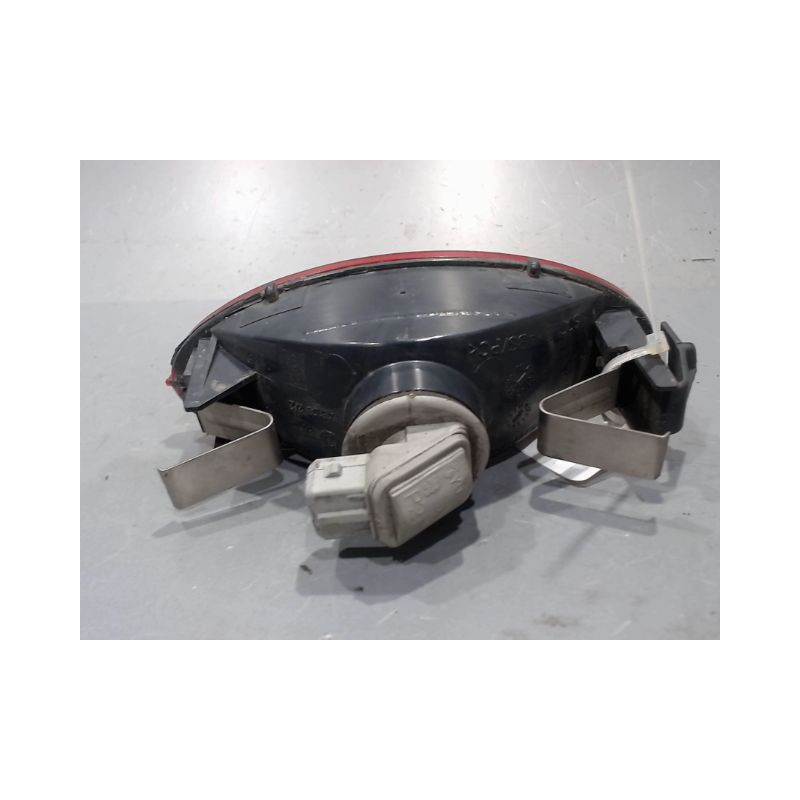 FEU BROUILLARD CENTRAL ARRIERE PEUGEOT 206