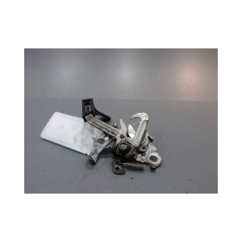 SERRURE CAPOT PEUGEOT 5008
