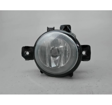 PHARE ANTIBROUILLARD AVD
