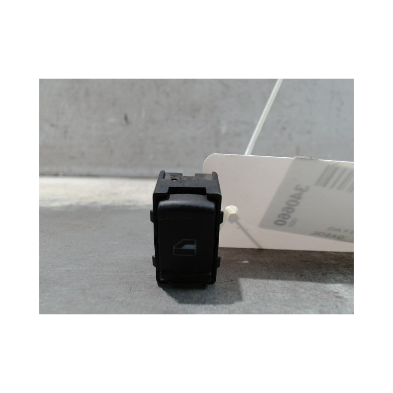 COMMANDE LEVE-GLACE PORTE AVD VOLKSWAGEN GOLF IV 98-2004