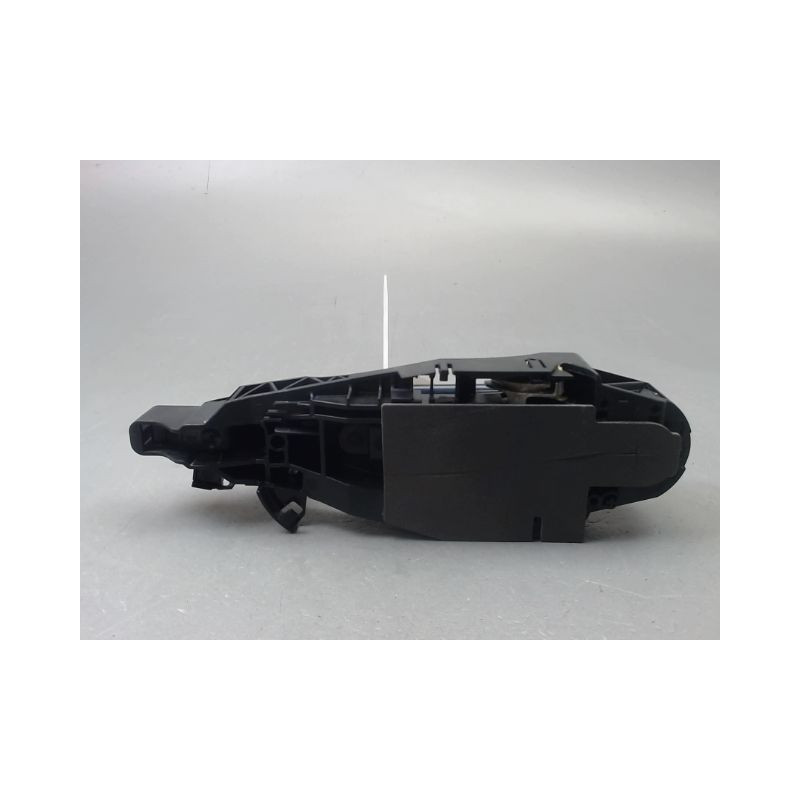 POIGNEE EXTERIEURE PORTE ARRIERE DROIT PEUGEOT 3008 2009-