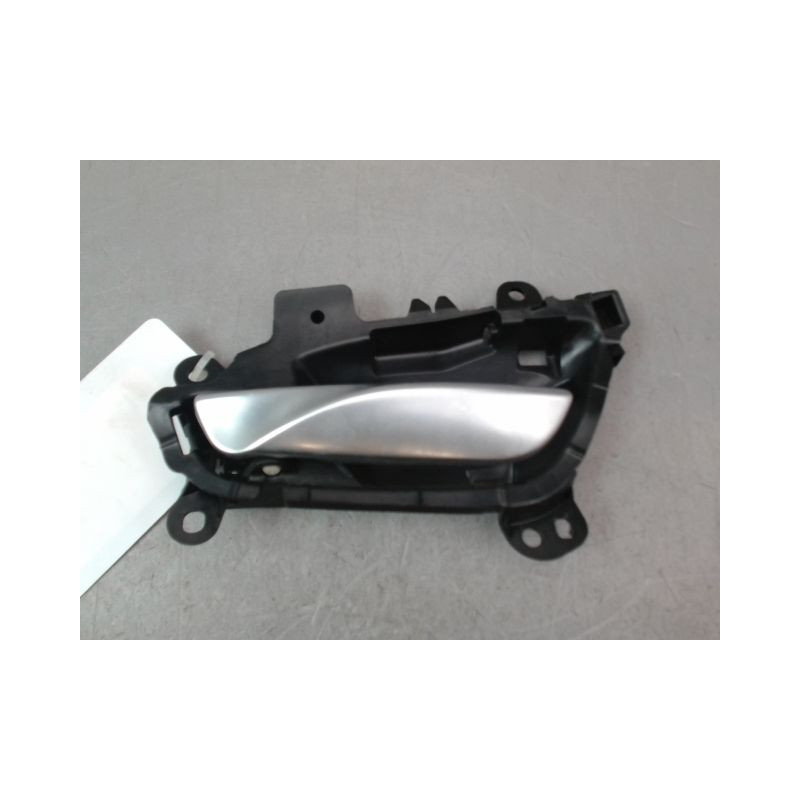 POIGNEE INTERIEURE PORTE AVANT GAUCHE BMW SERIE 1 II (F20/F21) 2011-...