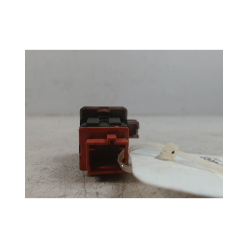 BOUTON DE WARNING CITROEN C4 2008-