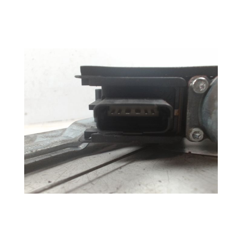 MECANISME+MOTEUR LEVE-GLACE AVANT GAUCHE PEUGEOT 308 2007-