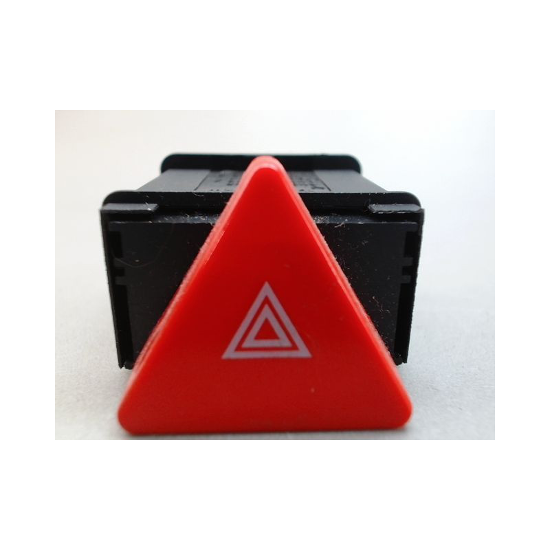 BOUTON DE WARNING VOLKSWAGEN POLO