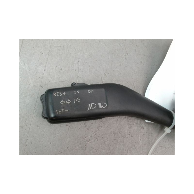 COMMANDE CLIGNOTANT SEAT LEON II Phase 1 (1P) 2005-2009