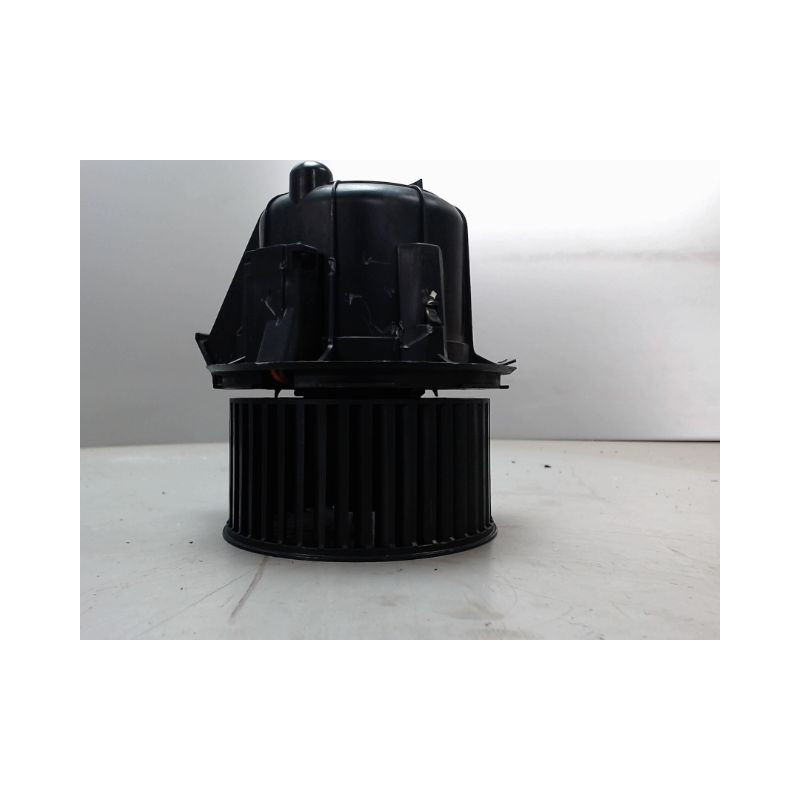 MOTEUR VENTILATEUR CHAUFFAGE CITROEN DS3