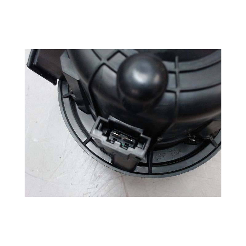 MOTEUR VENTILATEUR CHAUFFAGE CITROEN DS3