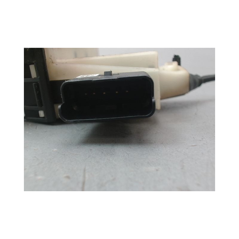 SYSTEME CONDAMNATION AVANT DROIT PEUGEOT 2008 Phase 1 2013-...
