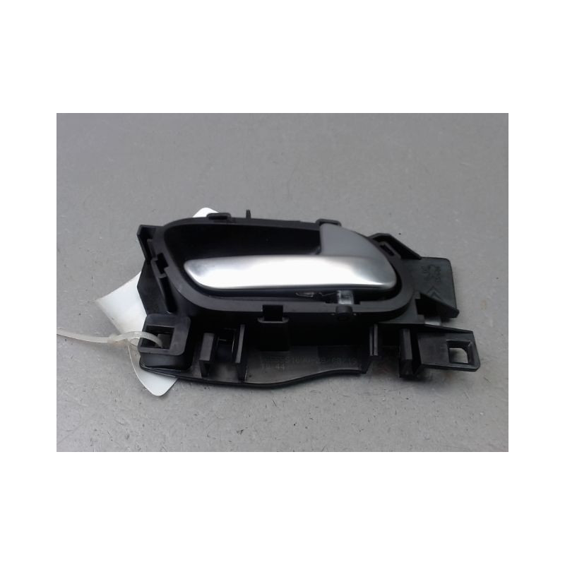 POIGNEE INTERIEURE PORTE AVANT DROIT PEUGEOT 2008 Phase 1 2013-...