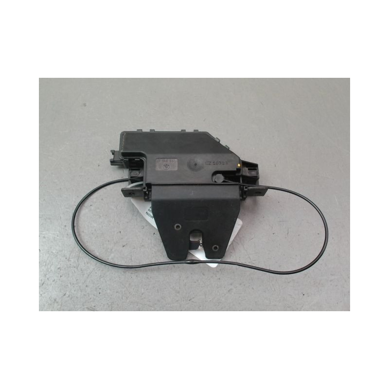 SERRURE HAYON  BMW SERIE 1 I Phase 2 (E87) 2007-2011
