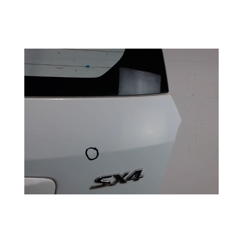 HAYON SUZUKI SX4