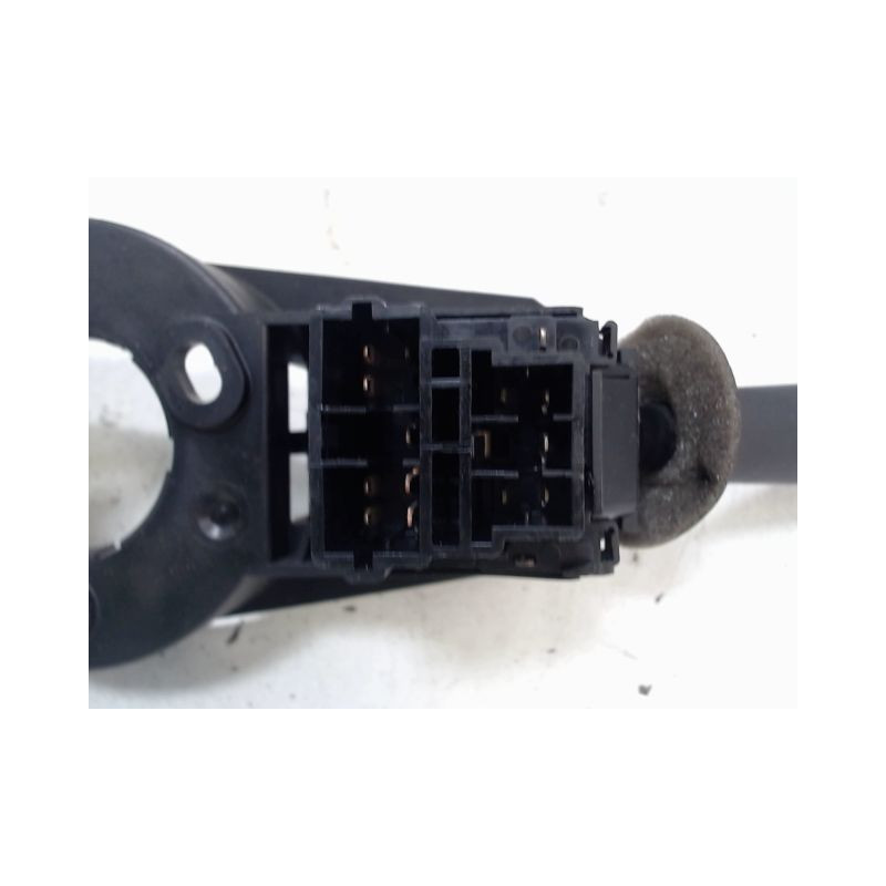 BLOC COMMODOS PEUGEOT 106