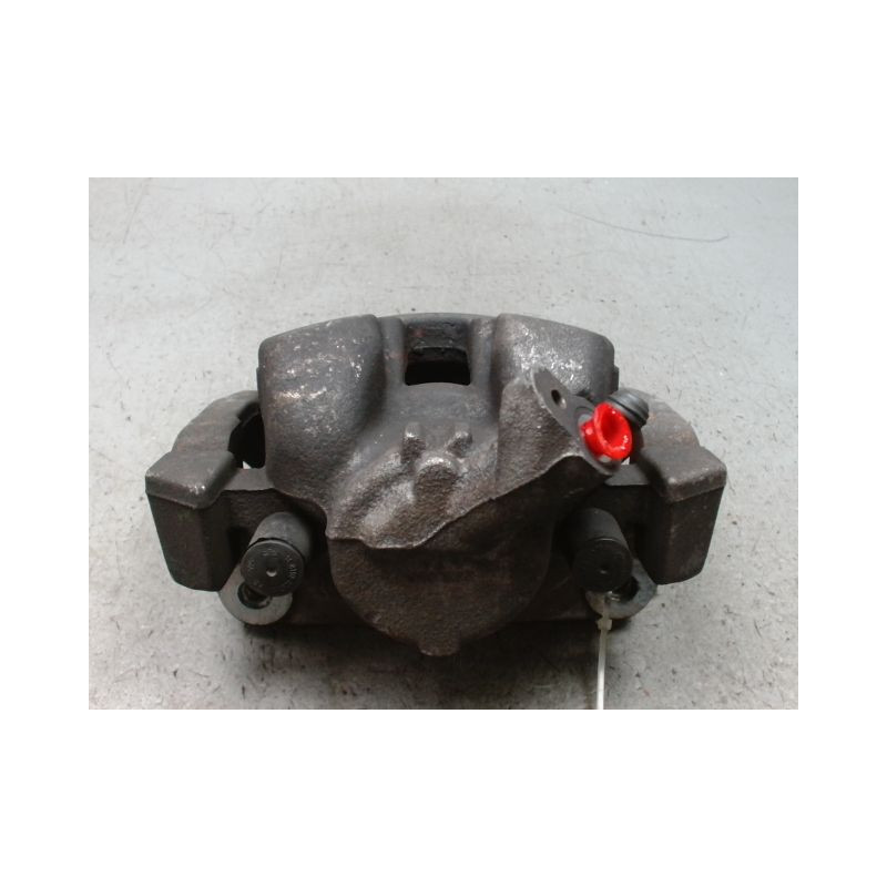 ETRIER DE FREIN AVANT DROIT PEUGEOT 5008